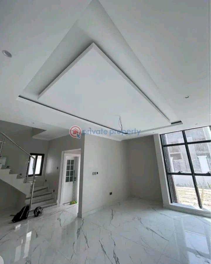4 bedroom Townhouse For Sale Manet Spintex Accra - 4
