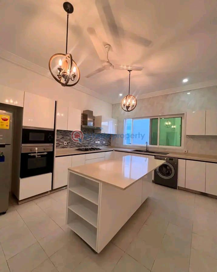 4 bedroom Townhouse For Rent East Airport Airport Residential Area Accra - 4