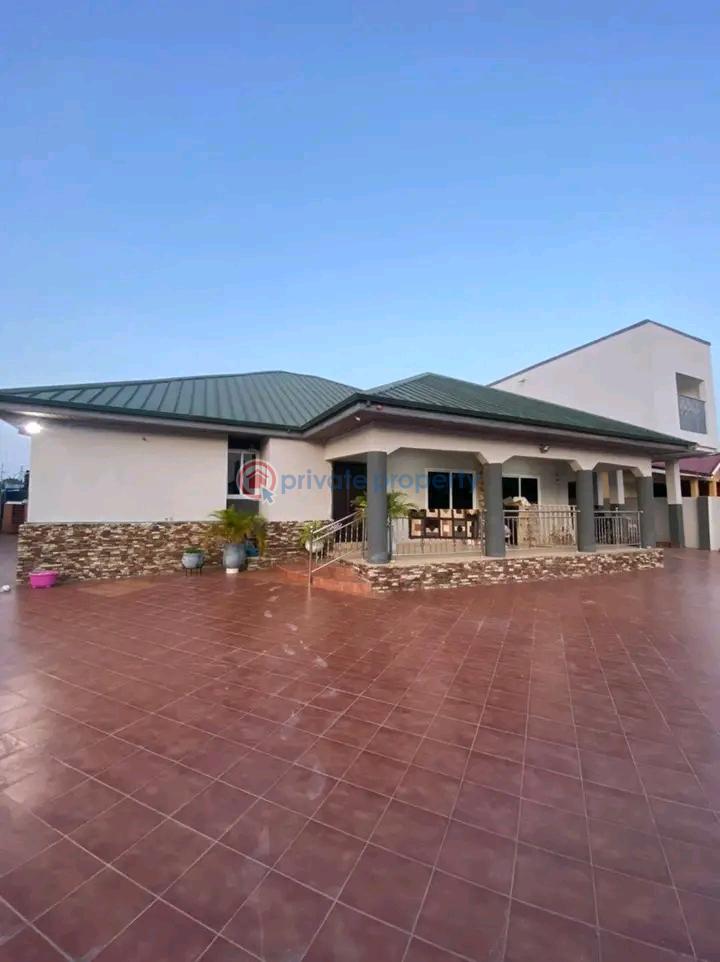 5 bedroom House For Rent Burma Hill Tse Addo Accra - 0