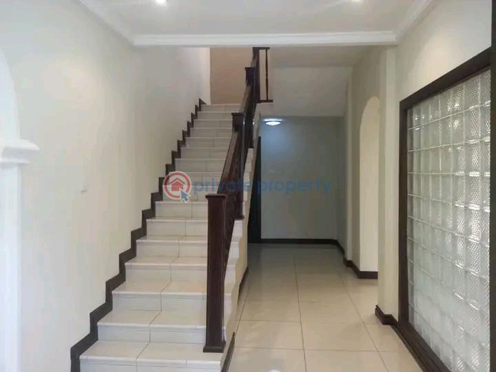 5 bedroom House For Sale Cantonments Accra - 6