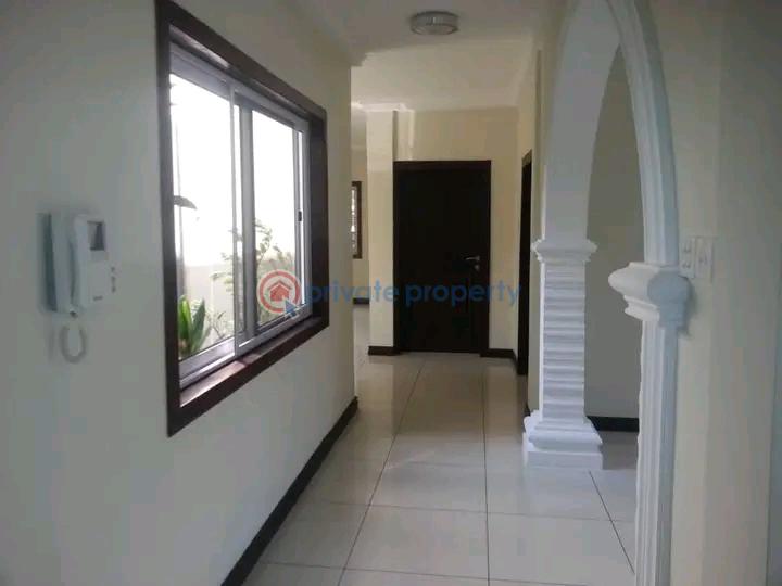 5 bedroom House For Sale Cantonments Accra - 8