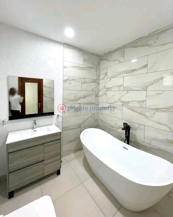 5 bedroom House For Sale East Airport Airport Residential Area Accra - 2
