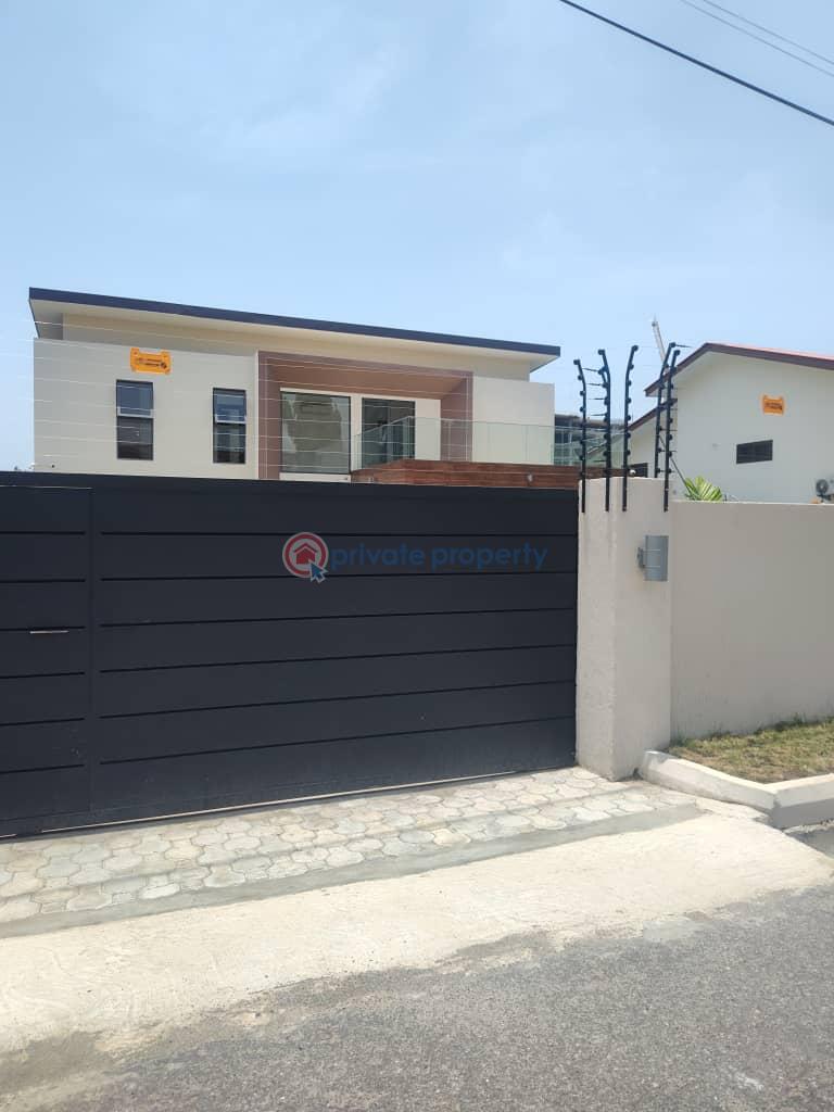 5 bedroom House For Rent Labone Labadi-Aborm Accra - 5