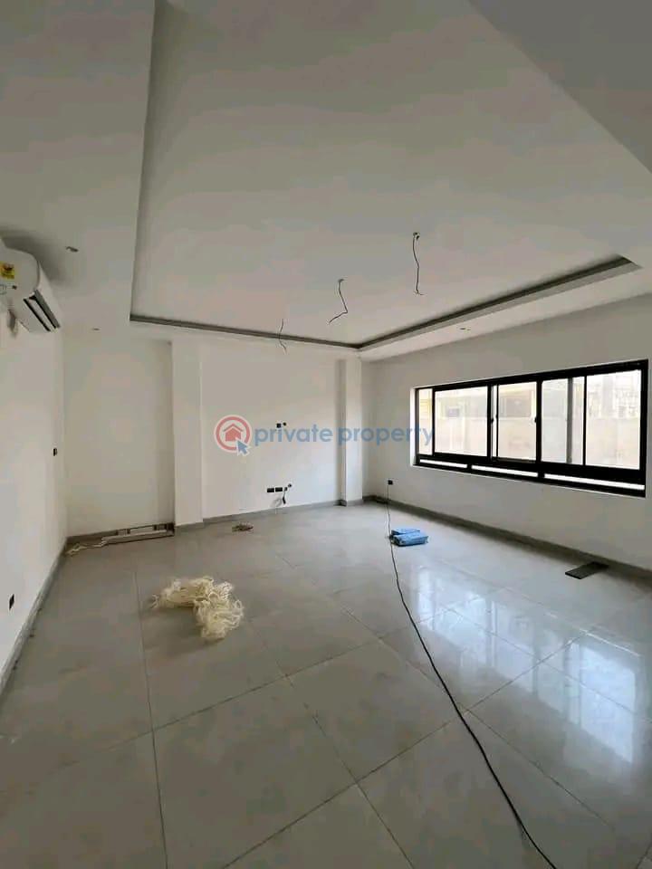 5 bedroom House For Sale East Airport Airport Residential Area Accra - 7