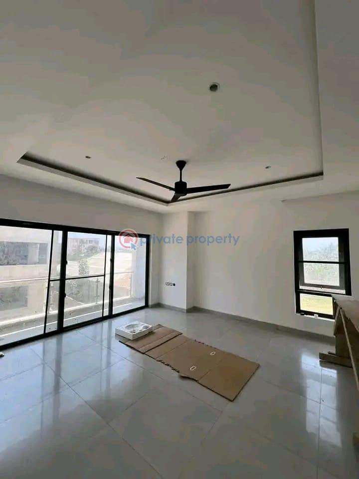 5 bedroom House For Sale East Airport Airport Residential Area Accra - 5