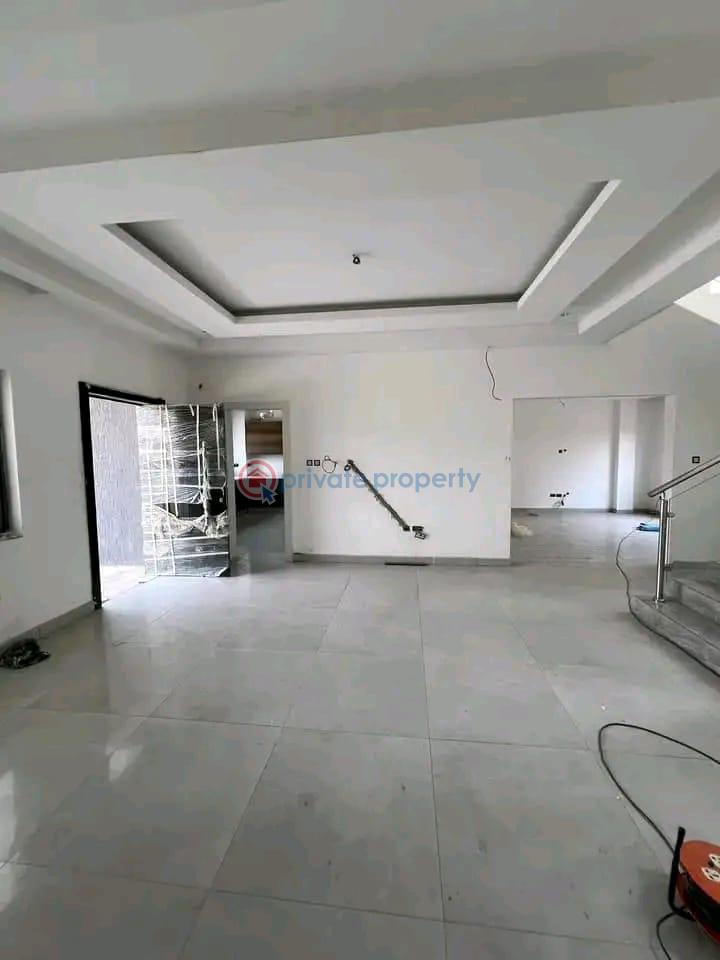 5 bedroom House For Sale East Airport Airport Residential Area Accra - 2