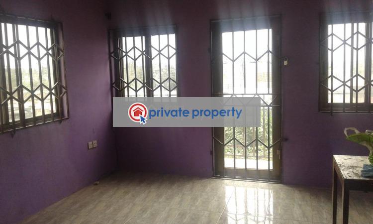 6 bedroom House For Sale Achimota Accra - 2