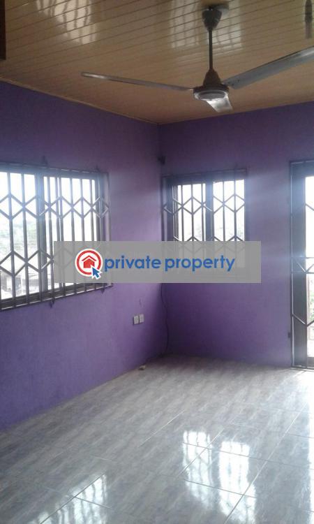6 bedroom House For Sale Achimota Accra - 3