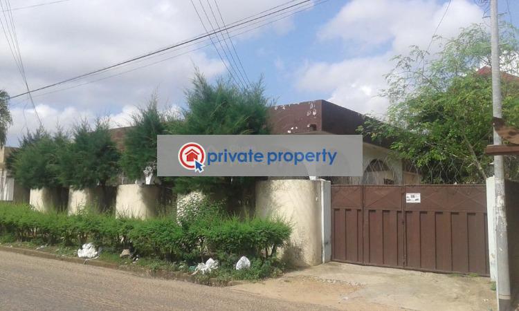 6 bedroom House For Sale Achimota Accra - 0