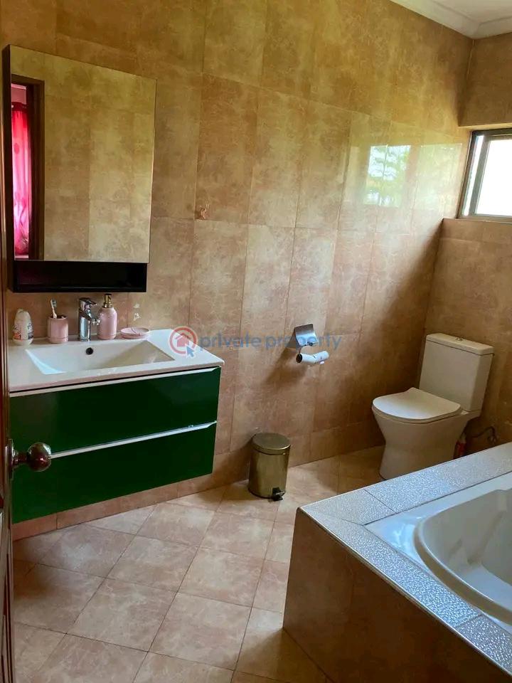 6 bedroom House For Rent East Airport Airport Residential Area Accra - 5