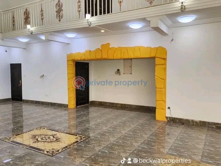 6 bedroom House For Sale Adenta Municipal Accra - 6