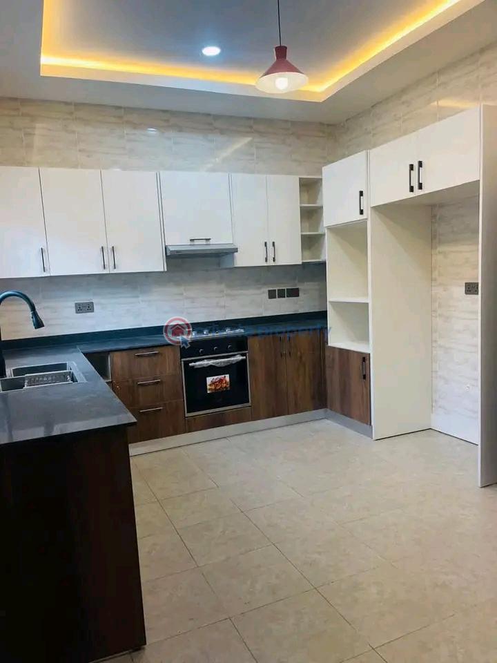 3 bedroom House For Sale Spintex Accra - 5