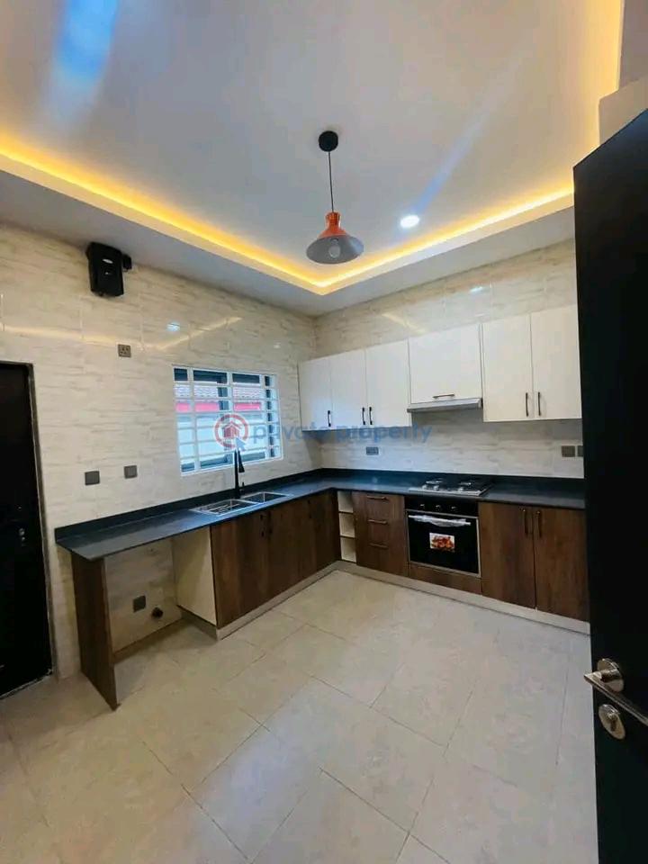 3 bedroom House For Sale Spintex Accra - 6