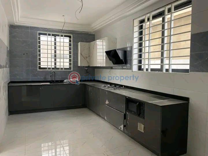 4 bedroom House For Sale Spintex Accra - 8