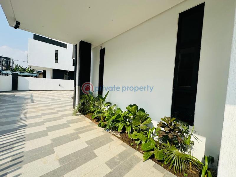 4 bedroom Detached Duplex For Sale Ambassadorial Enclaves East Legon Accra - 2