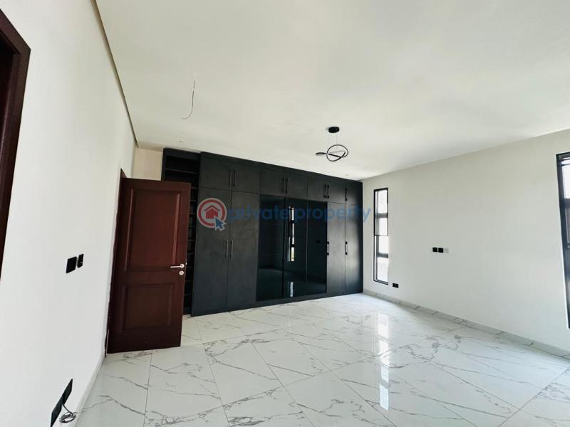 4 bedroom Detached Duplex For Sale Ambassadorial Enclaves East Legon Accra - 21