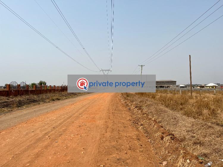 Mixed use Land For Sale &nbsp;after Central University Dawhenya Tema Accra - 4