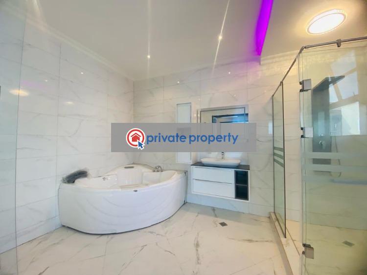 6 bedroom House For Sale &nbsp;american House Road East Legon Accra - 14