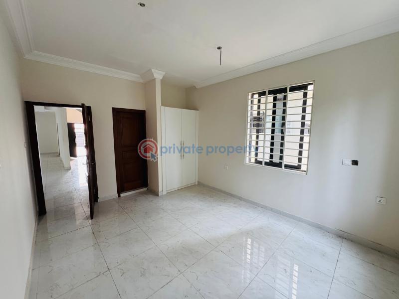 4 bedroom House For Sale Hfc Estate Comm 18 Spintex Accra - 9