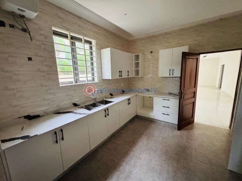 4 bedroom House For Sale Hfc Estate Comm 18 Spintex Accra - 6