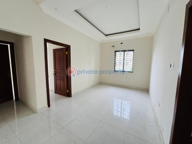 4 bedroom House For Sale Hfc Estate Comm 18 Spintex Accra - 12