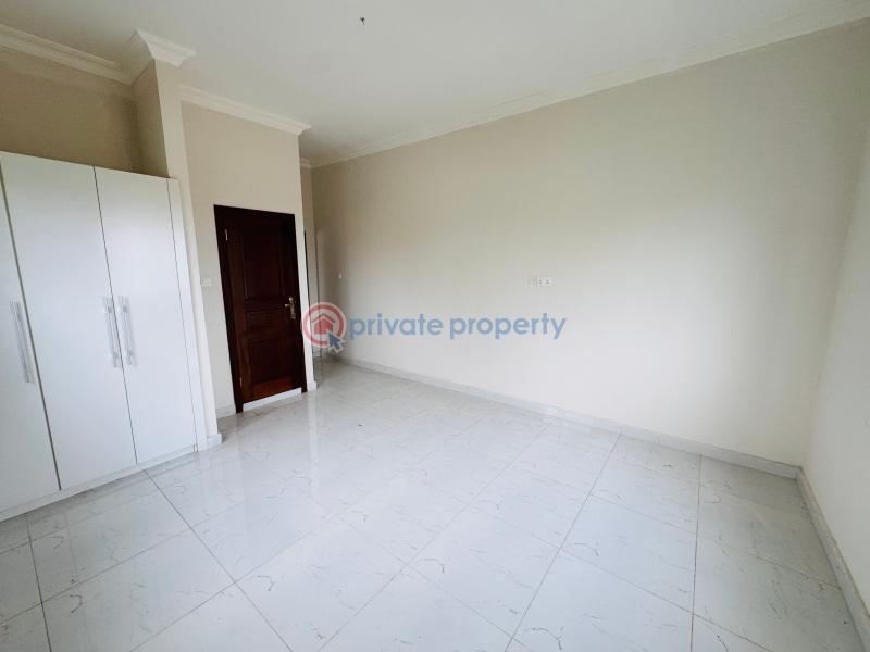 4 bedroom House For Sale Hfc Estate Comm 18 Spintex Accra - 16