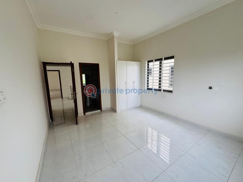 4 bedroom House For Sale Hfc Estate Comm 18 Spintex Accra - 19