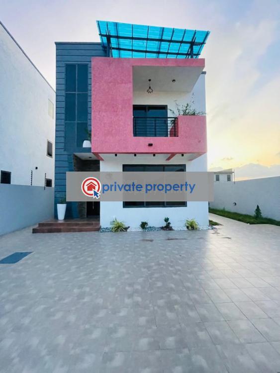 4 bedroom Detached Duplex For Sale &nbsp;lakeside Estate Adenta Municipal Accra - 2