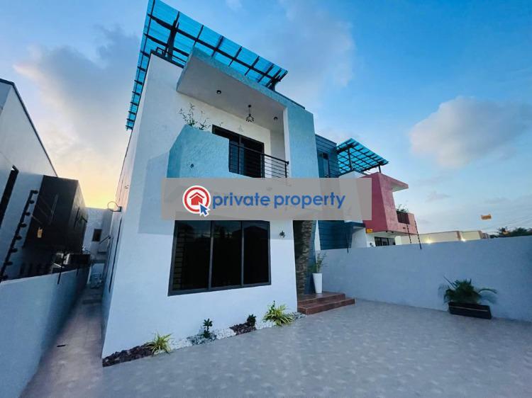 4 bedroom Detached Duplex For Sale &nbsp;lakeside Estate Adenta Municipal Accra - 5