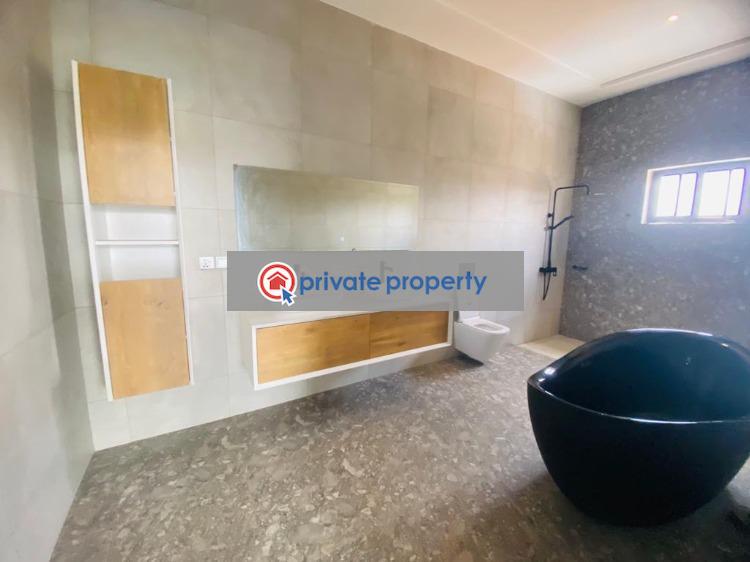 6 bedroom Detached Duplex For Sale &nbsp;adenta Adenta Municipal Accra - 15