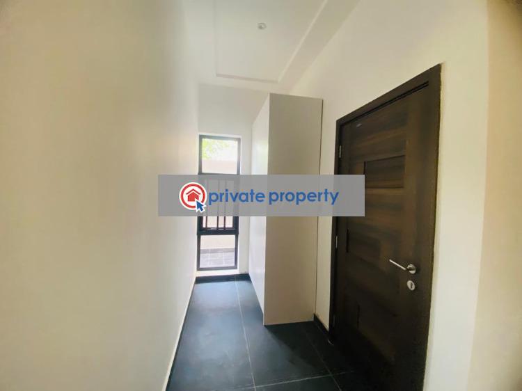 6 bedroom Detached Duplex For Sale &nbsp;adenta Adenta Municipal Accra - 19