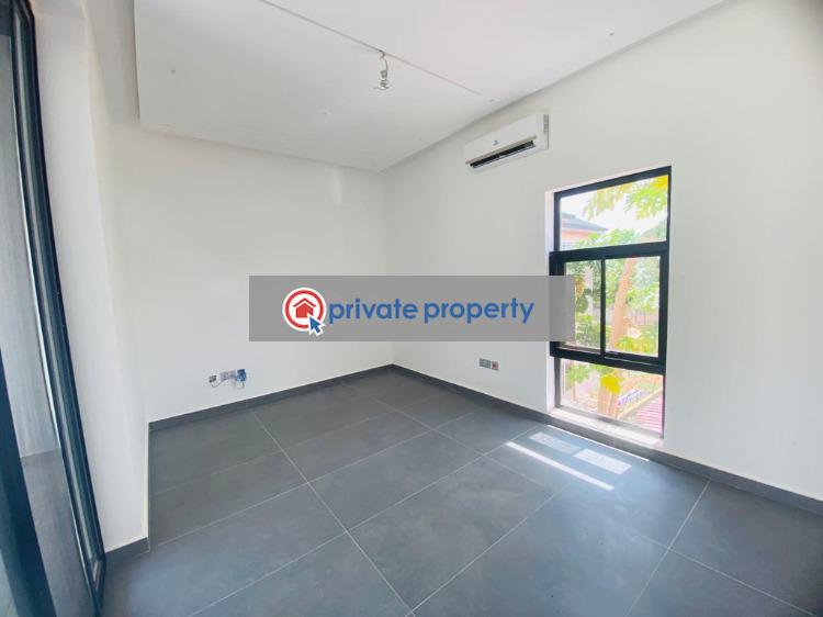 6 bedroom Detached Duplex For Sale &nbsp;adenta Adenta Municipal Accra - 7