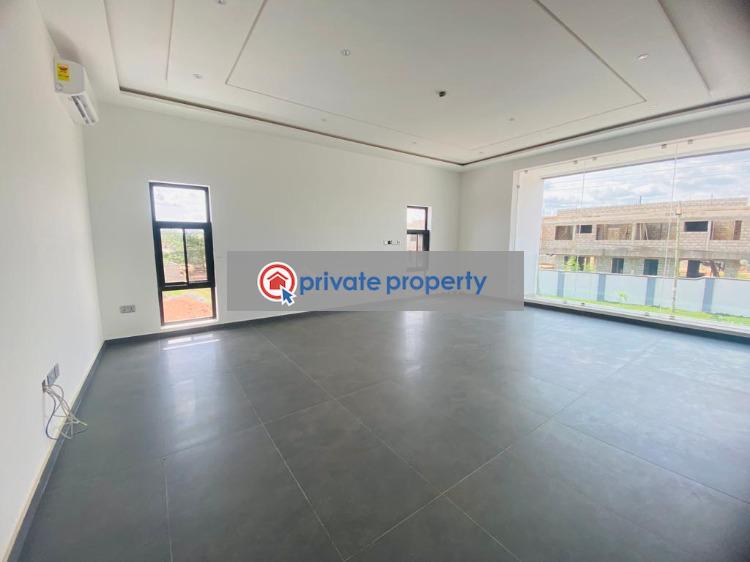 6 bedroom Detached Duplex For Sale &nbsp;adenta Adenta Municipal Accra - 6