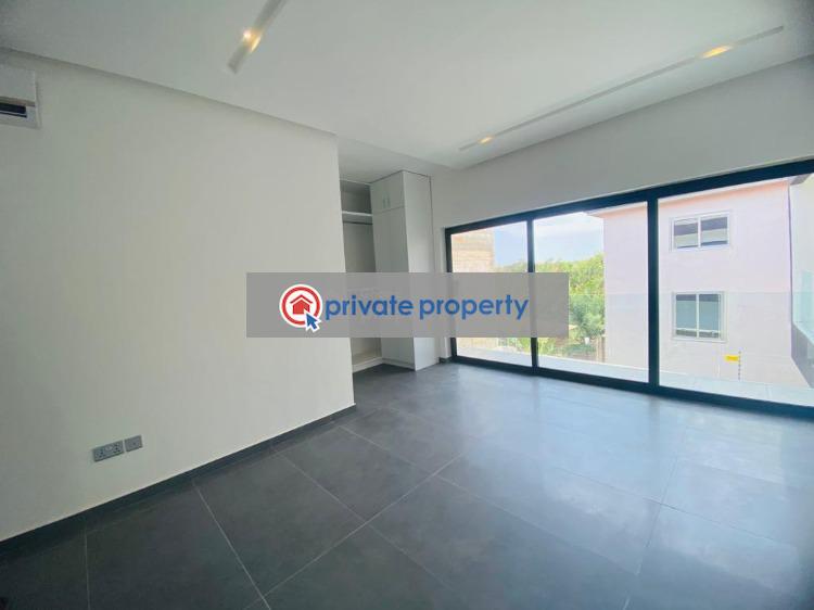 6 bedroom Detached Duplex For Sale &nbsp;adenta Adenta Municipal Accra - 18