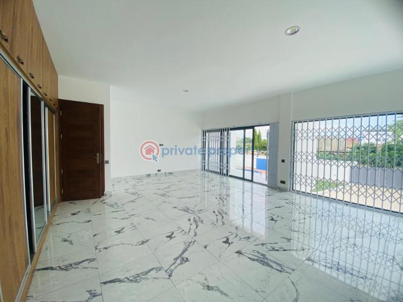 8 bedroom House For Sale Adjiriganor East Legon Accra - 12