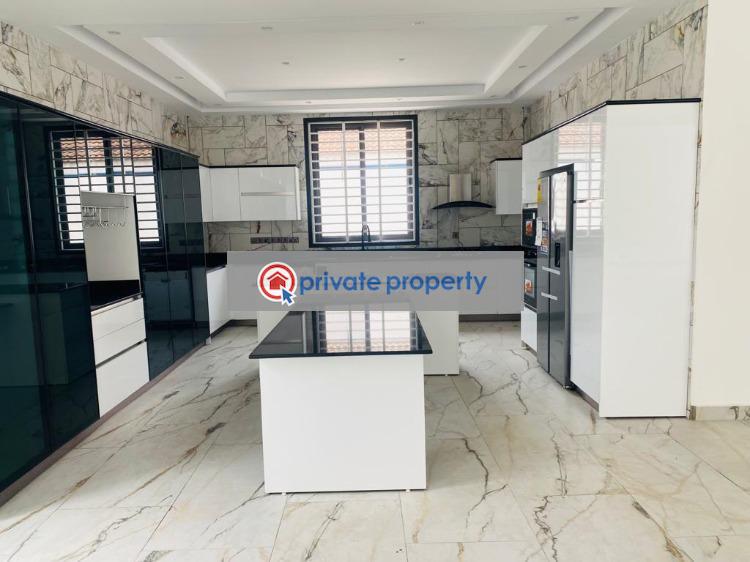 8 bedroom Detached Duplex For Sale &nbsp;adjacent American House East Legon Accra - 10