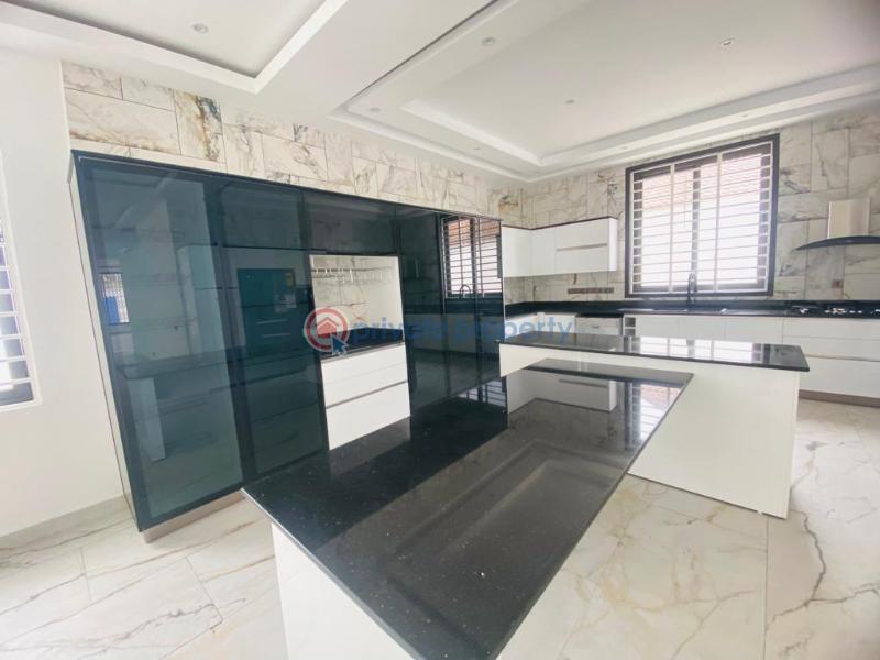 8 bedroom House For Sale Adjiriganor East Legon Accra - 17
