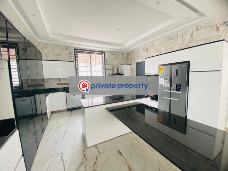 8 bedroom Detached Duplex For Sale &nbsp;adjacent American House East Legon Accra - 11