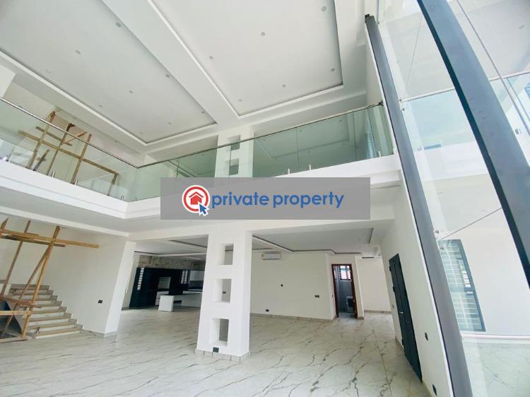 8 bedroom Detached Duplex For Sale &nbsp;adjacent American House East Legon Accra - 18