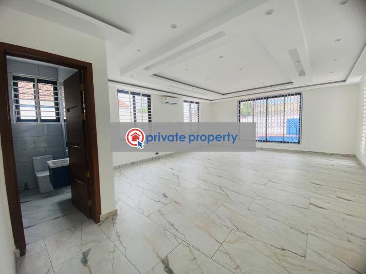 8 bedroom Detached Duplex For Sale &nbsp;adjacent American House East Legon Accra - 13