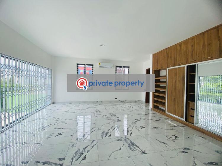 8 bedroom Detached Duplex For Sale &nbsp;adjacent American House East Legon Accra - 15