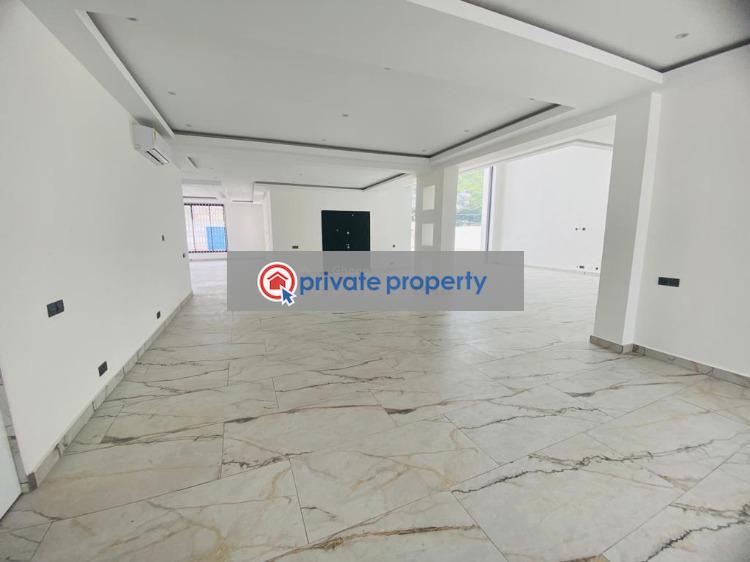 8 bedroom Detached Duplex For Sale &nbsp;adjacent American House East Legon Accra - 7