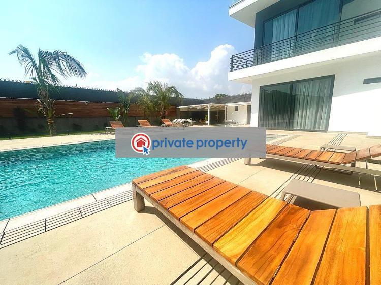8 bedroom Detached Duplex For Sale &nbsp;american House East Legon Accra - 4