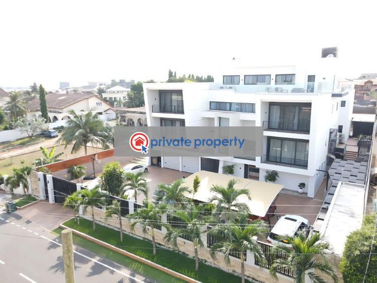 8 bedroom Detached Duplex For Sale &nbsp;american House East Legon Accra - 3