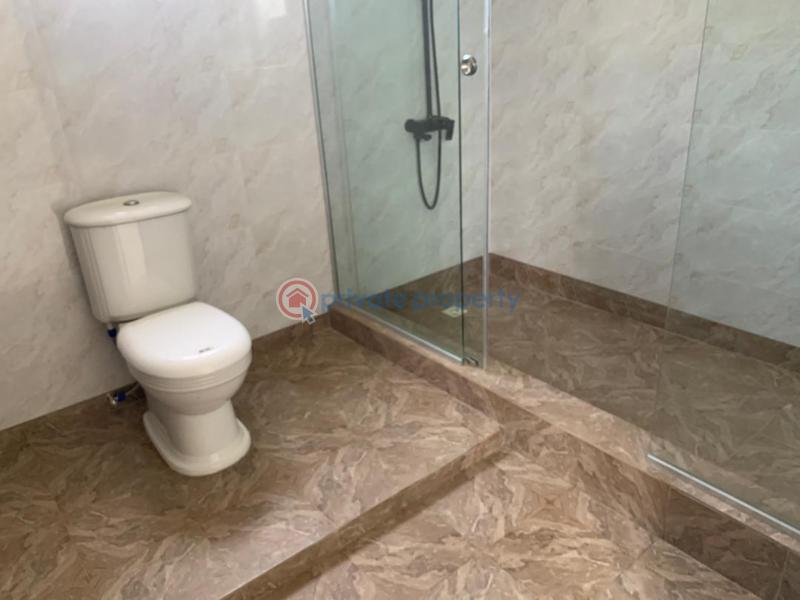 5 bedroom Detached Duplex For Sale Accra East Legon  - 11