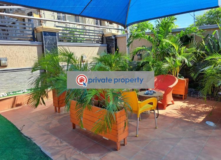 4 bedroom Townhouse For Sale &nbsp;community 18 Cambodia Spintex Accra - 3