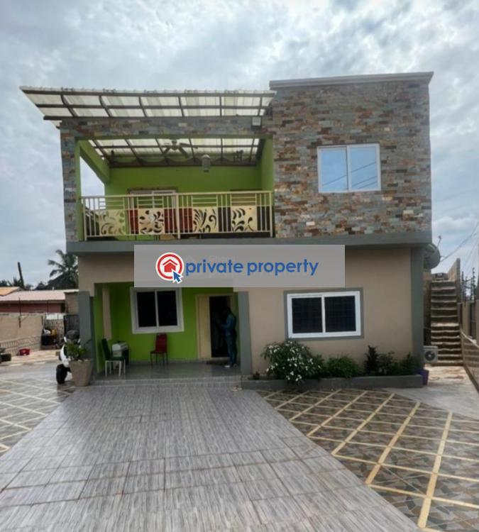 5 bedroom Townhouse For Sale  accra Awoshie Ga Central Municipal Accra - 0