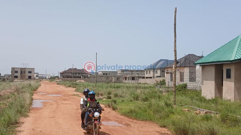 Mixed use Land For Sale Adom Estate Road Community 25 Tema Accra - 5