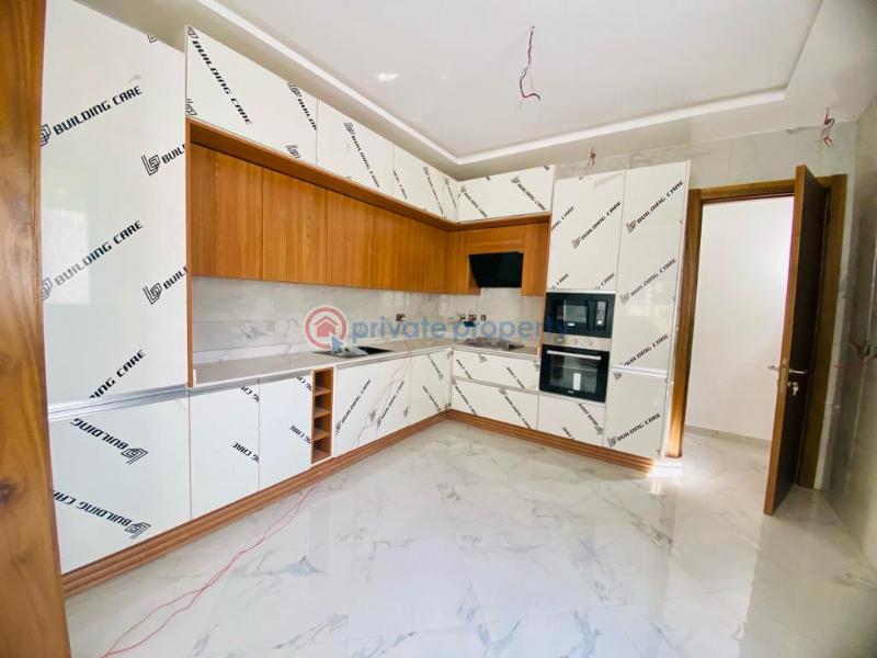 5 bedroom Detached Duplex For Sale American House East Legon Accra - 13