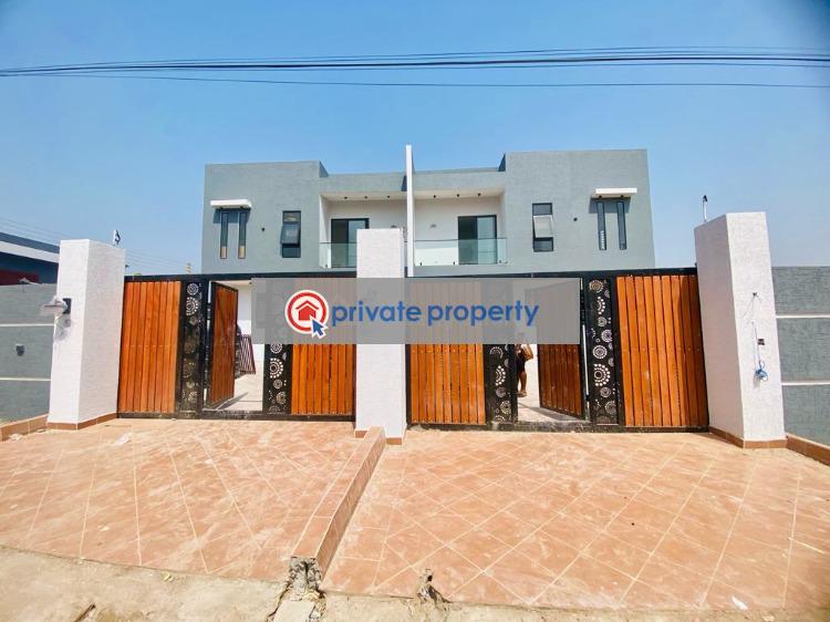 4 bedroom Detached Duplex For Sale &nbsp;oyarifa La Nkwantanang Madina Municipal Accra - 1